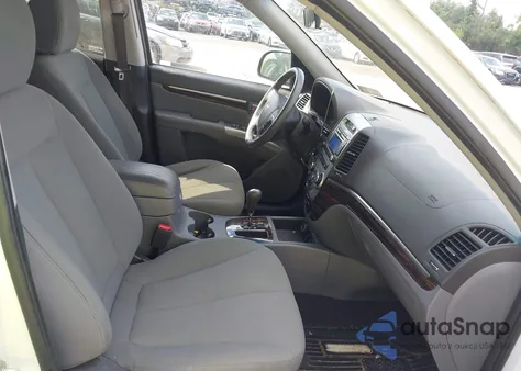 2010 Hyundai Santa Fe Gls from USA, damaged, VIN 5NMSGDAB9AH346271